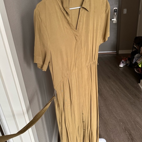 H&M bloggers favorite tie belt shirt dress NWT - Picture 4 of 4